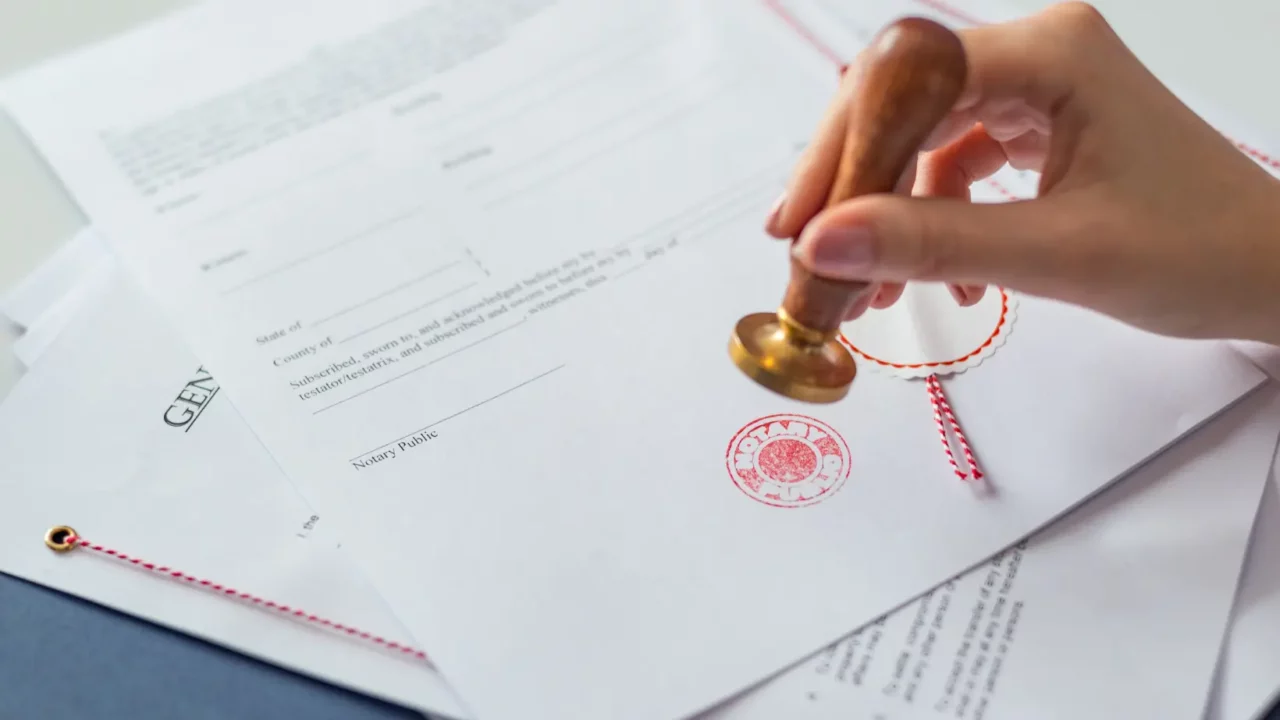 Unleash the Benefits of a Notary Public Near Me: Your Complete Guide